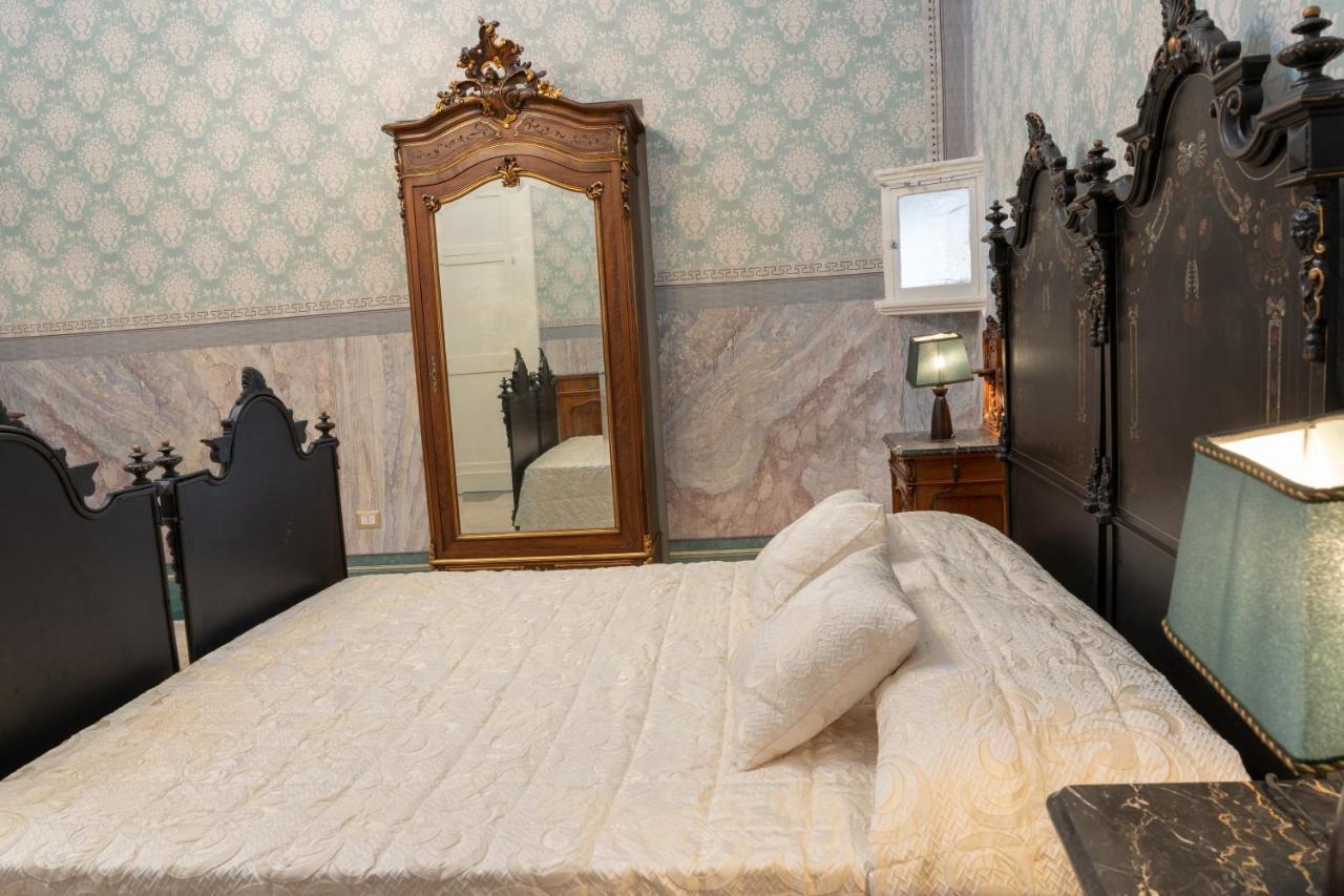 Отель Il Cavaliere Al Borgo Antico Копертино Экстерьер фото