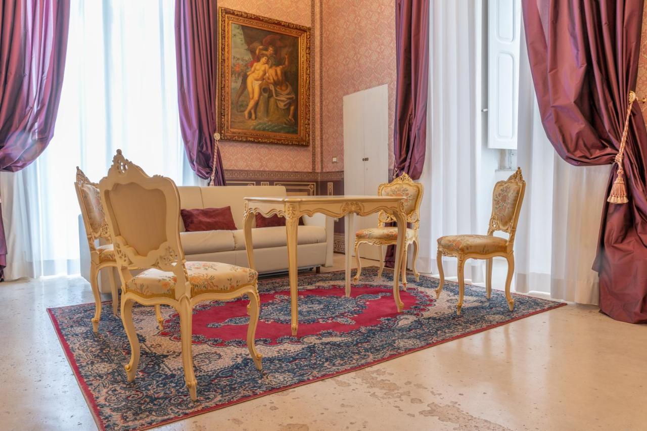 Отель Il Cavaliere Al Borgo Antico Копертино Экстерьер фото