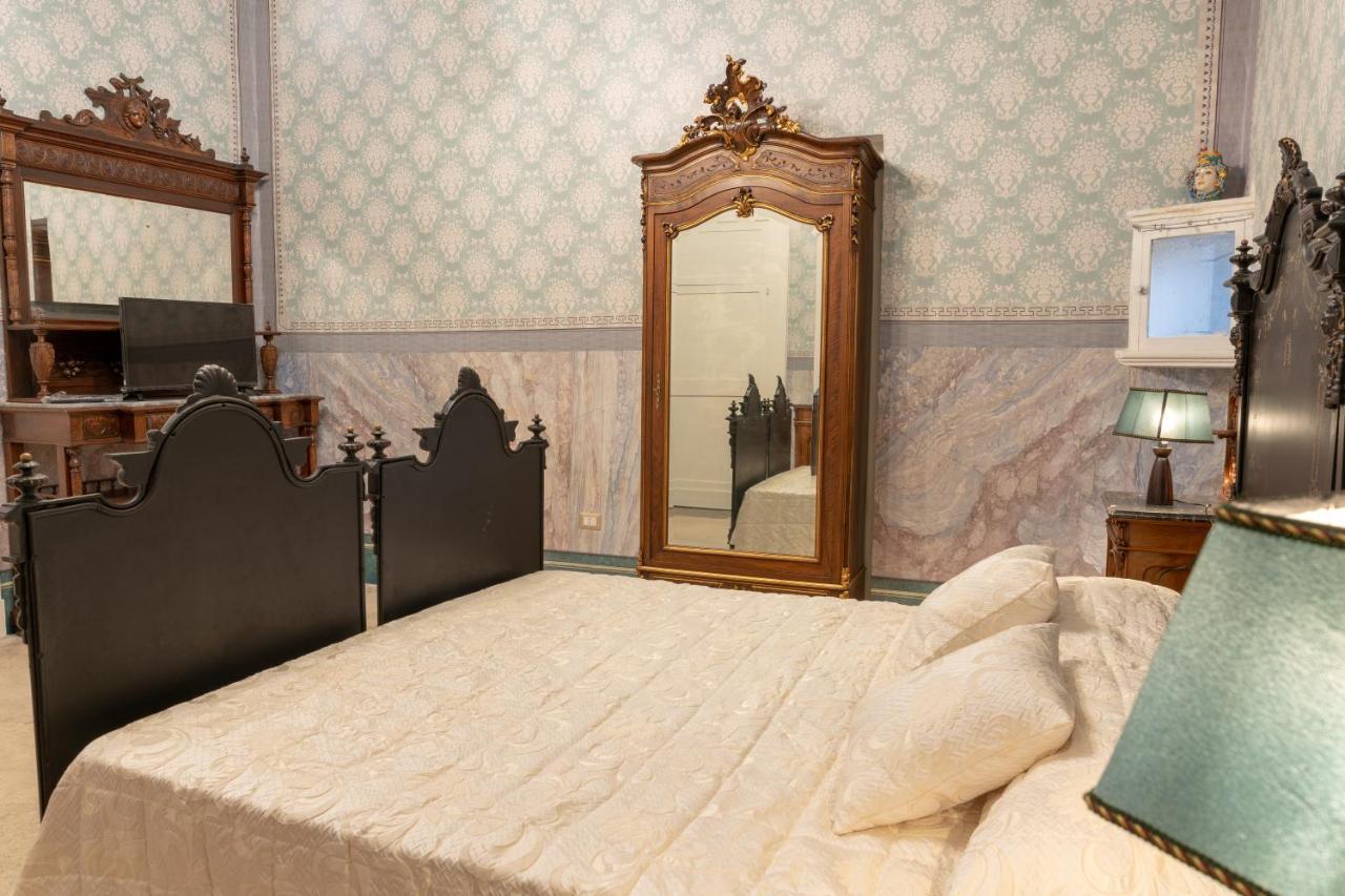 Отель Il Cavaliere Al Borgo Antico Копертино Экстерьер фото