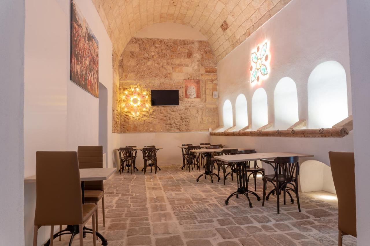 Отель Il Cavaliere Al Borgo Antico Копертино Экстерьер фото