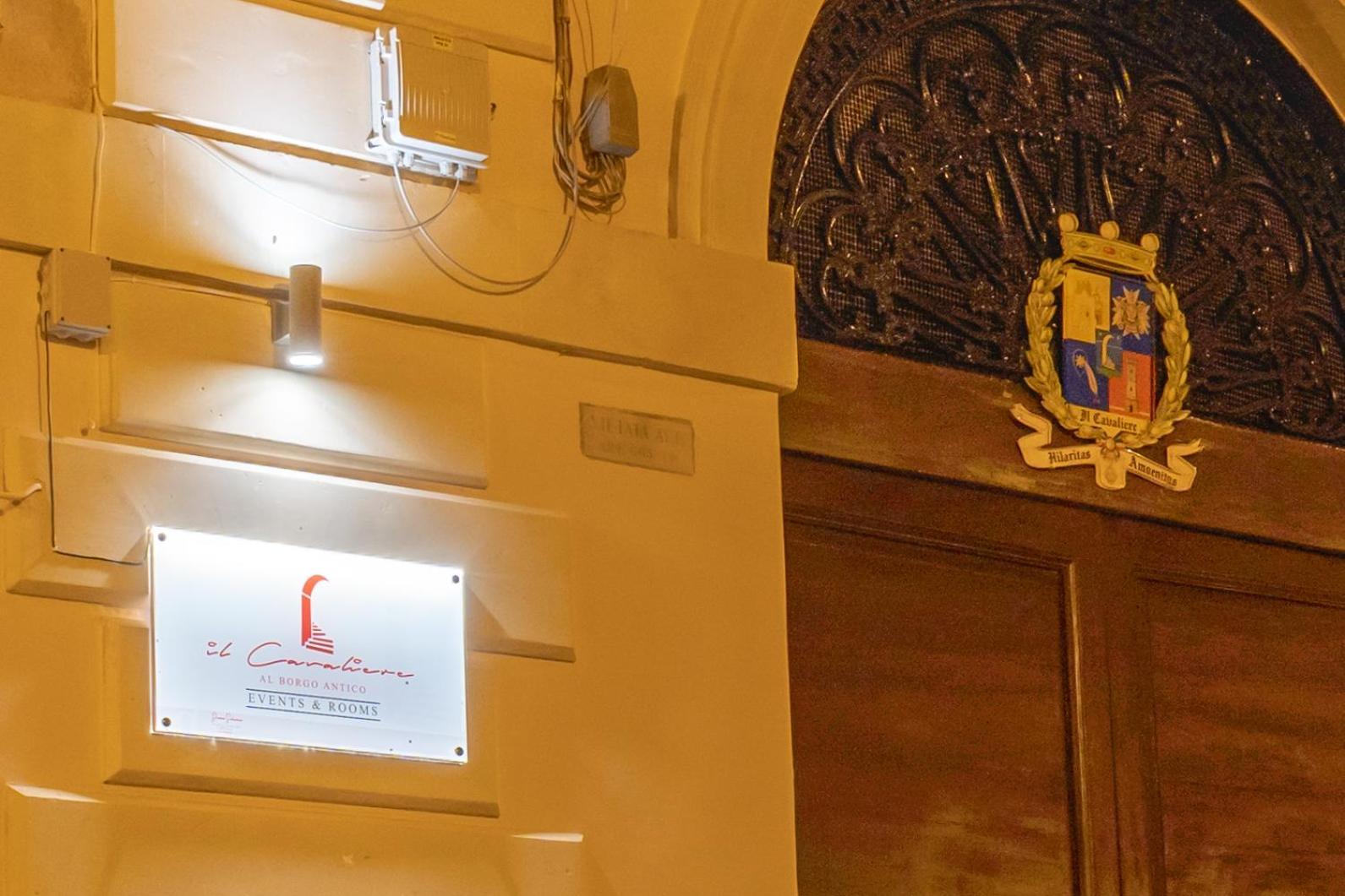 Отель Il Cavaliere Al Borgo Antico Копертино Экстерьер фото